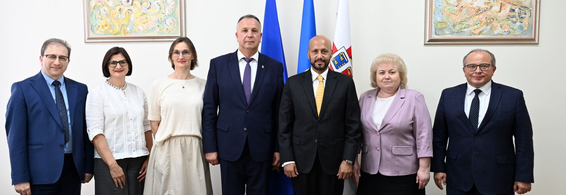 Ambasadorul Statului Qatar 